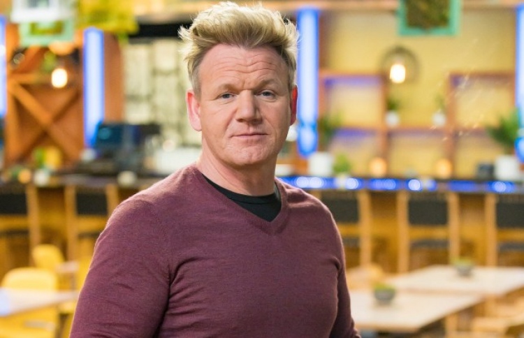 ގޯޑަން ރަމްޒީ ހަމުގެ ކެންސަރަށް ފަރުވާކުރަނީ