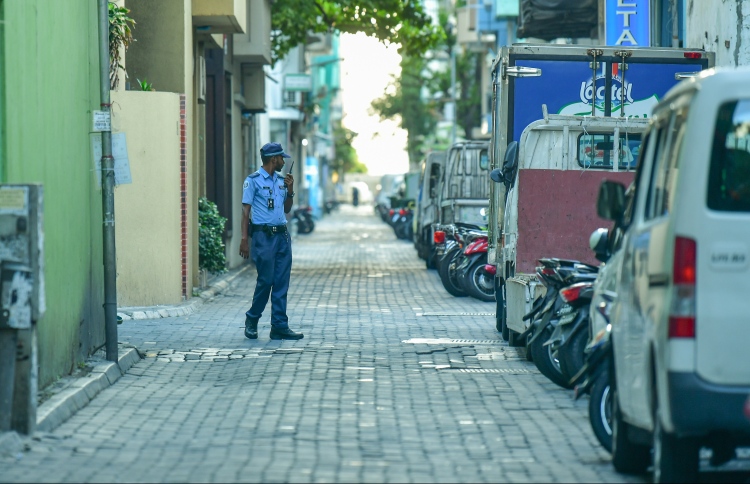 ފުރަތަމަ ކުޑަ ކާފިއު: އެންމެން ވެސް ސަމާލުވޭ!