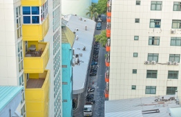 An empty street captured from above during the strict restrictive measures implemented in April. The 28th individual to succumb to the virus was announced by the Health Protection Agency on August 25. PHOTO: AHMED AWSHAN ILYAS / MIHAARU