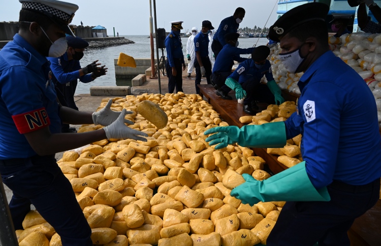 ލަންކާގެ ޑްރަގް އޮޕަރޭޝަން ހުއްޓާލަން ގޮވާލައިފި