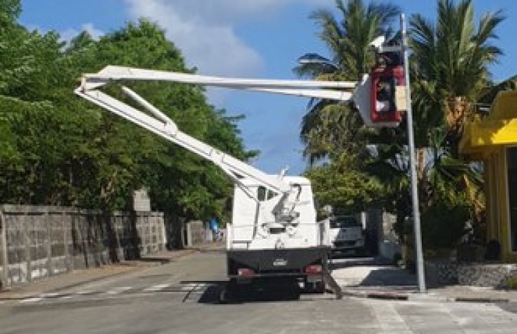 އައްޑޫގައި ސީސީޓީވީ ކެމެރާތައް އިތުރުކުރަނީ