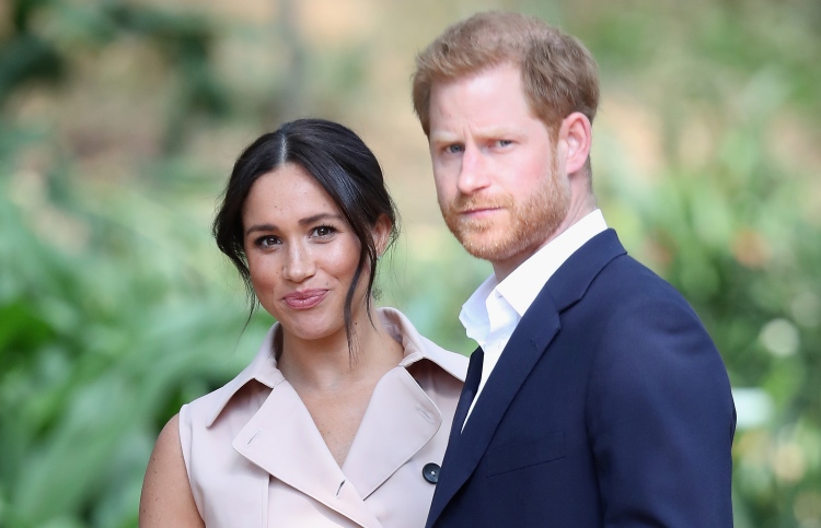 ހެރީގެ ދަރިކަނބަލުންގެ ނަމަކަށް "ލިލިބެޓް ޑަޔާނާ"