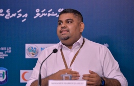 Communications Undersecretary at the President's Office Mabrouq Abdul Azeez speaking to the press on Sunday. PHOTO: AHMED AWSHAN ILYAS/ MIHAARU