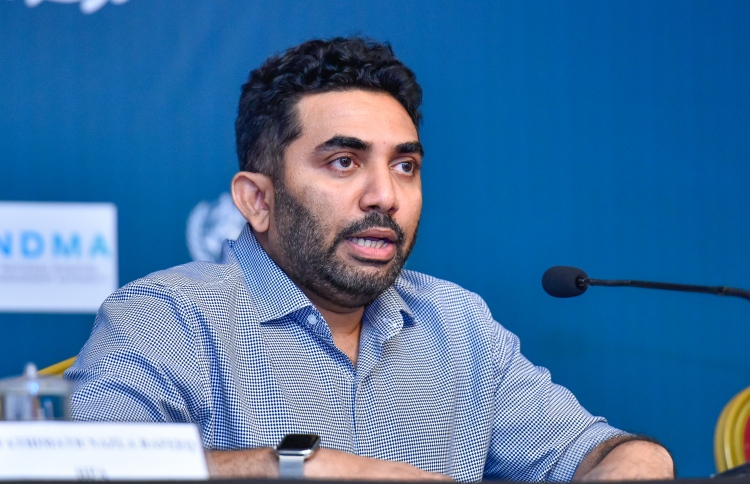 ލޮކްޑައުން އުވާލާނެ ކަމުގެ އިޝާރާތެއް އަމީން ދެއްވައިފި