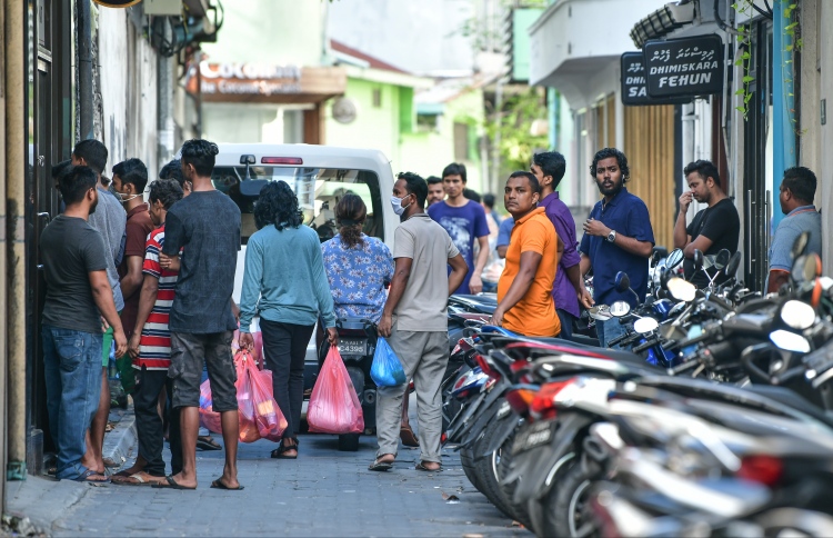 ދިވެހިން ބަހެއް ނޭހި!