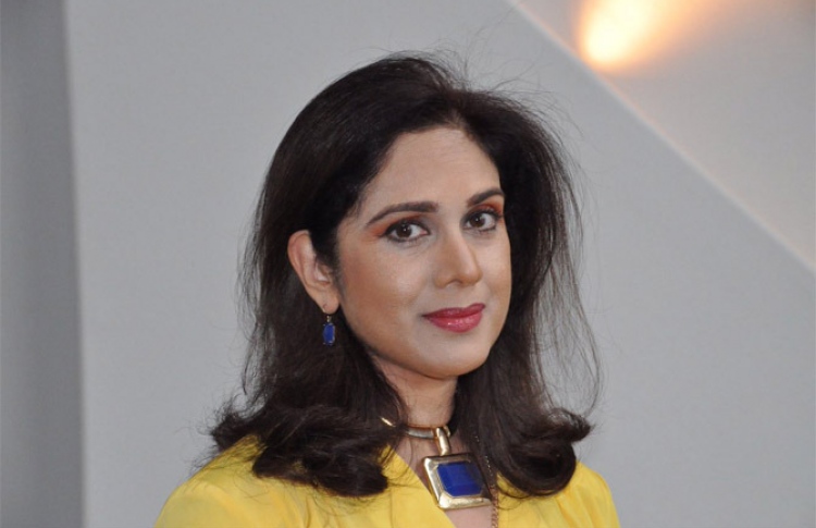 އަށްޑިހައިގެ ތެރެއިން ބަތަލާ މީނާކްޝީ