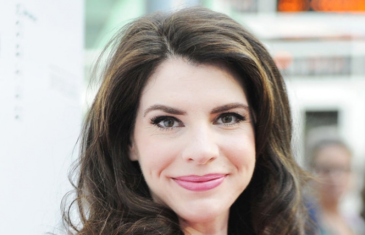 "ޓްވައިލައިޓް" ގެ އާ ވާހަކަ އޮގަސްޓް 4 ގައި