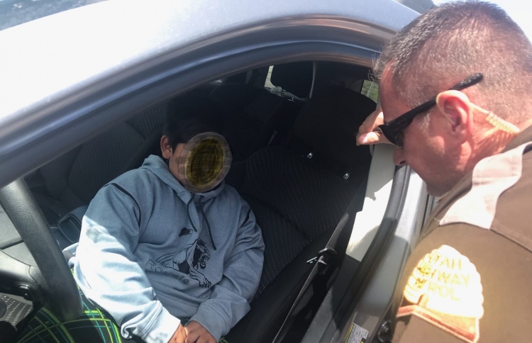 ކާރެއް ހުއްޓުވި އިރު ދުއްވަން ފަސް އަހަރުގެ ކުއްޖެއް