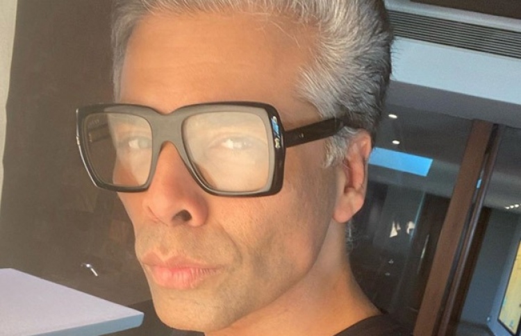 ކަރަންގެ ނުރަ ބޮލާ އެކު މަޖާ ޕޯސްޓެއް