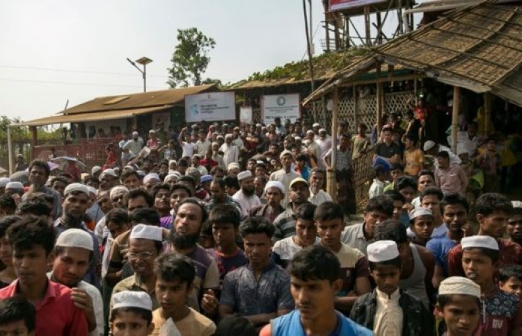 ދުނިޔޭގެ އެންމެ ބޮޑު ރެފިއުޖީ ކޭމްޕަށް ވައިރަސް