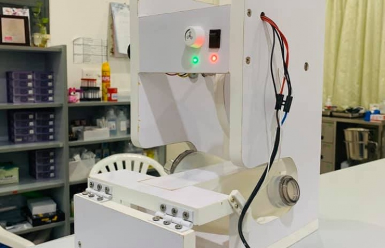 މިފަހަރު ވެންޓިލޭޓަރެއް އުފެއްދީ އައްޑޫ ޒުވާނެއް