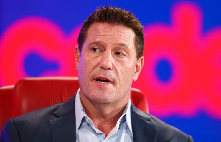 ޑިޒްނީގެ ވެރިއަކު ޓިކްޓޮކްގެ ވެރިއަކަށް