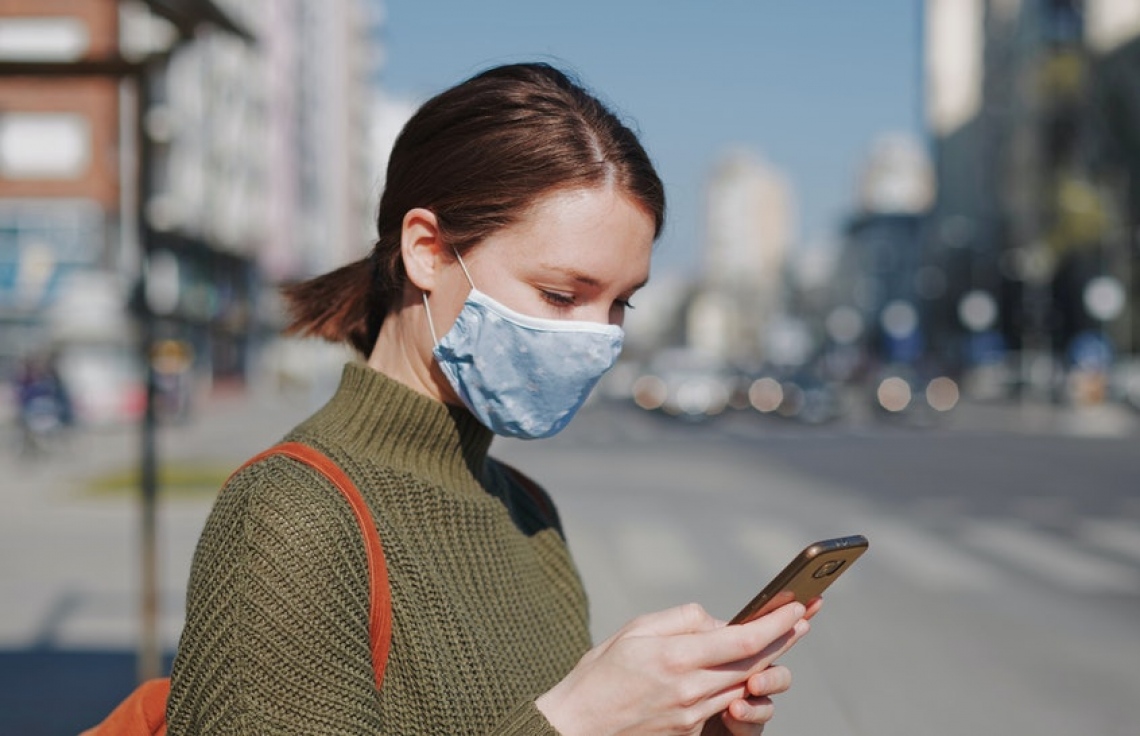 މާސްކް އަޅައިގެން އައިފޯނު ހުޅުވަން ފަސޭހަކޮށްދީފި