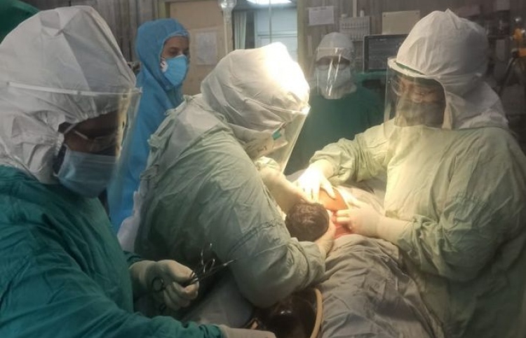 ކޮވިޑް-19 ޖެހިފައި ތިބި 100 މީހުން ވިހައިފި