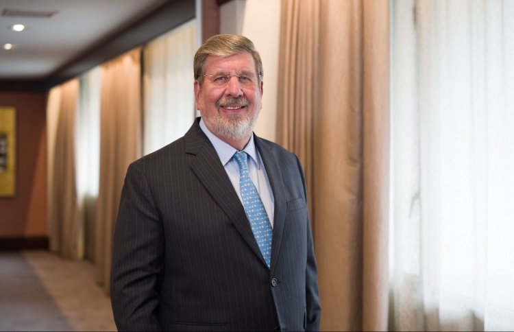 ތައިލެންޑުގެ މައިނަ ކުންފުނިން ޕީސީއާރް މެޝިނެއް ދީފި