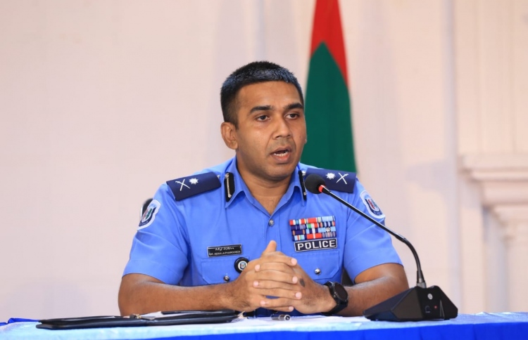 ވިޔަފާރިކުރެވޭނީ ހެނދުނު 9 އިން ރޭގަނޑު 9 އަށް