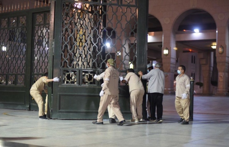 ނަބަވީއާ އެކު ސައުދީގެ މިސްކިތްތައް ހުޅުވައިފި