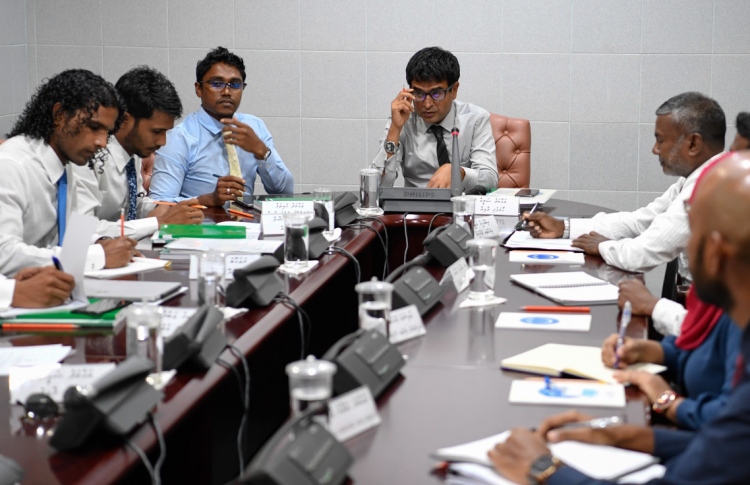 ފަރަށް ގެއްލުންވާތީ ކޮމެޓީއަށް އީޕީއޭ ހާޒިރުކުރަނީ