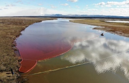 This handout photograph taken and released by the Marine Rescue Service of Russia on June 3, 2020, shows a large diesel spill in the Ambarnaya River outside Norilsk. - Russian President Vladimir Putin on June 3 ordered a state of emergency and criticised a subsidiary of metals giant Norilsk Nickel after a massive diesel spill into a Siberian river.
The spill of over 20,000 tonnes of diesel fuel took place on May 29, 2020. A fuel reservoir collapsed at a power plant near the city of Norilsk, located above the Arctic Circle, and leaked into a nearby river. (Photo by Handout / Marine Rescue Service / AFP) / 