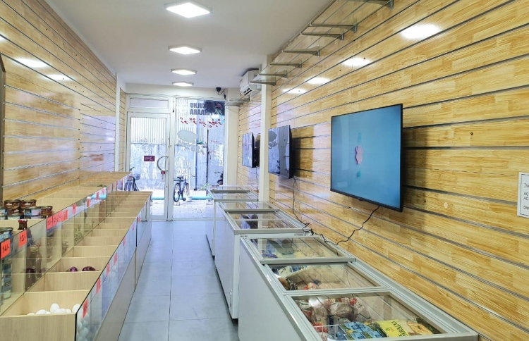 ކުކުޅު ފިހާރައިގެ އީ-ސްޓޯރު، އީ-ޝޮޕިން މޯލަކަށް