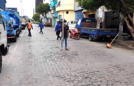 Workers resuming efforts to renovate the roads in Male' city. PHOTO: RDC
