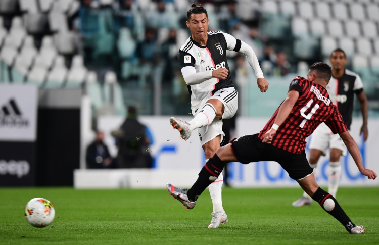 އިޓަލީ ފުޓްބޯޅައިގެ އާ ފެށުމާއެކު ޔުވެންޓަސް ފައިނަލަށް