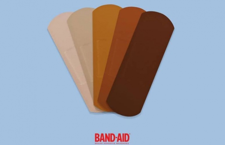 ނަސްލީ ތަފާތުކުރުމާ ދެކޮޅަަށް ބޭސްމަލަން ކަލެކްޝަނެއް