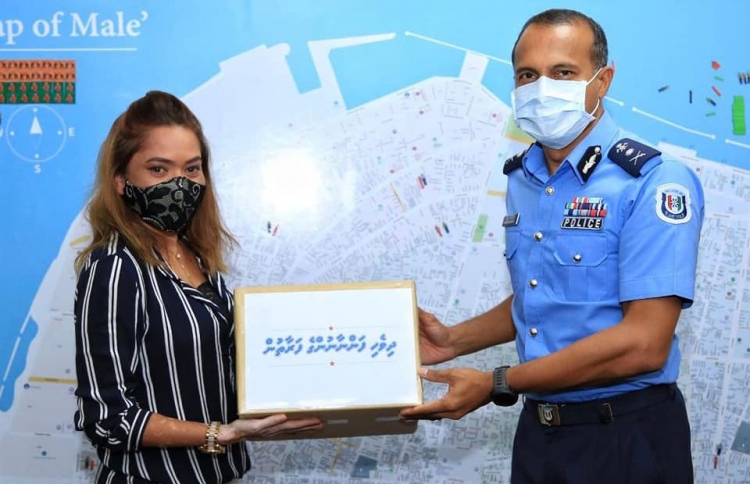 ފަންނާނުންގެ ފަރާތުން ފުލުހުންނަށް ޕީޕީއީ