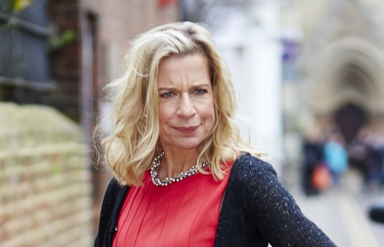 އުމުރު ދުވަހަށް ޓްވިޓާ އިން ބޭރުކޮށްލައިފި