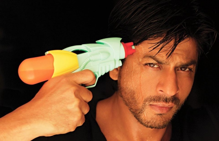 ހިރާނީގެ ފިލްމަށް ޝާހްރުކް ބޯ ދިގުކުރަނީ