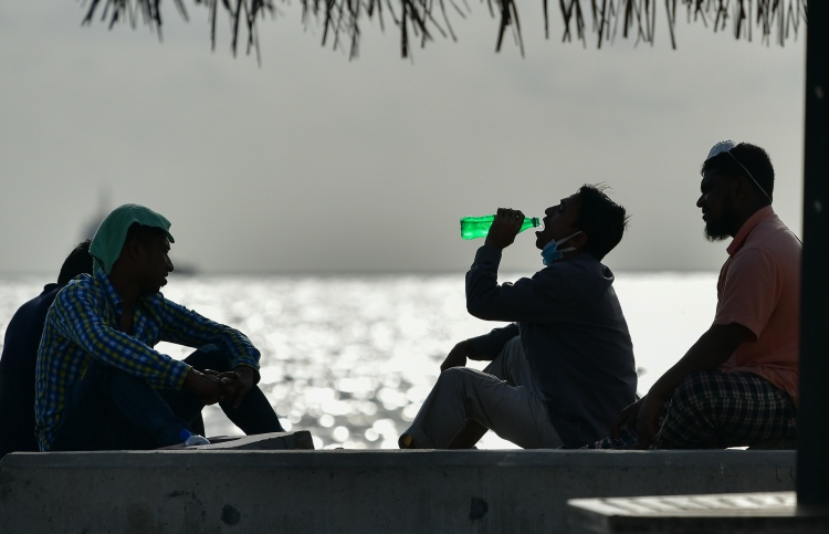 ޒުވާނުންގެ ކުއްލި މަރުތަކާއެކު ޑޮކްޓަރުންގެ ކަންބޮޑުވުން