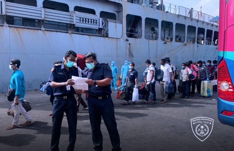 މަތިންނާއި ކަނޑުމަގުން 490 ބިދޭސީން ފުރުވާލައިފި