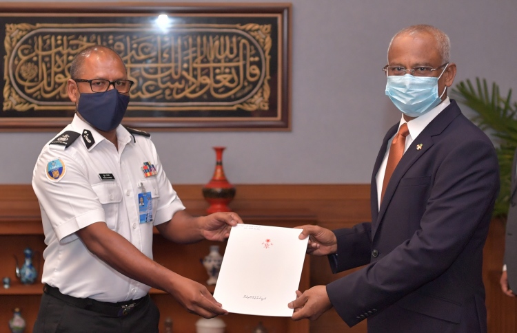 ކަސްޓަމްސްގެ ވެރިއަކަށް އަބްދުﷲ ޝަރީފް