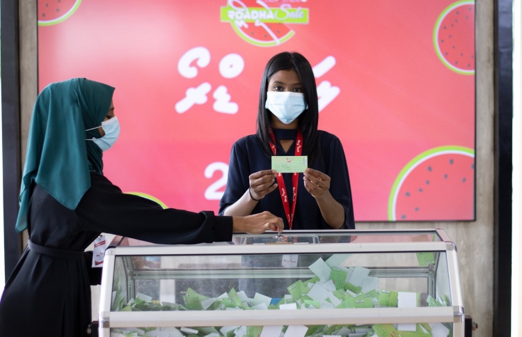 ރެޑްވޭވް ރޯދަ ސޭލްގެ ނަސީބުވެރިން ހޮވައިފި