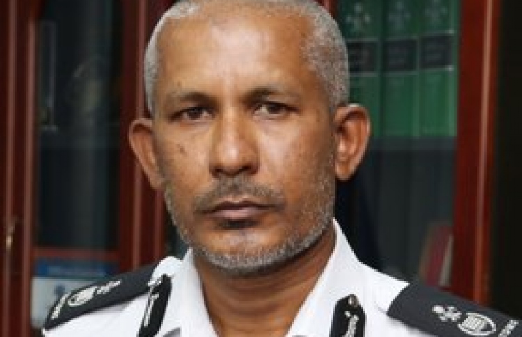 ވަޒީފާ އިޔާދަ ކުރުމާއެކު މަހުމޫދު އޮފީހަށް ނުކުމެއްޖެ