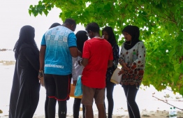 Participants of the survey collecting data and samples. PHOTO: NEYKURENDHOO COUNCIL