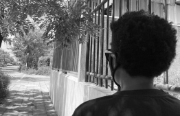 ކެންޔާގެ އަންހެން މީހާ "މިހާރު"އާ މިއަދު ވާހަކަ ދައްކަނީ. --ފޮޓޯ/ މިހާރު