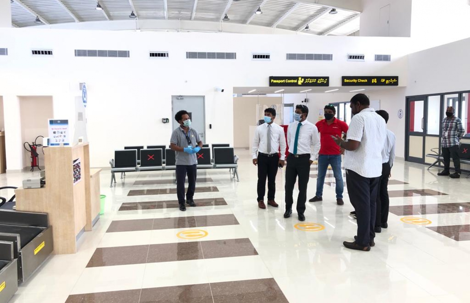 ނިއު ނޯމަލް އަށް މާފަރު އިންޓަނޭޝަނަލް އެއާޕޯޓުން ވެފައިވާ ތައްޔާރީތައް އެސްއޯއީ ކޮމިޓީގެ މެމްބަރުން މިއަދު ބައްލަވަނީ.