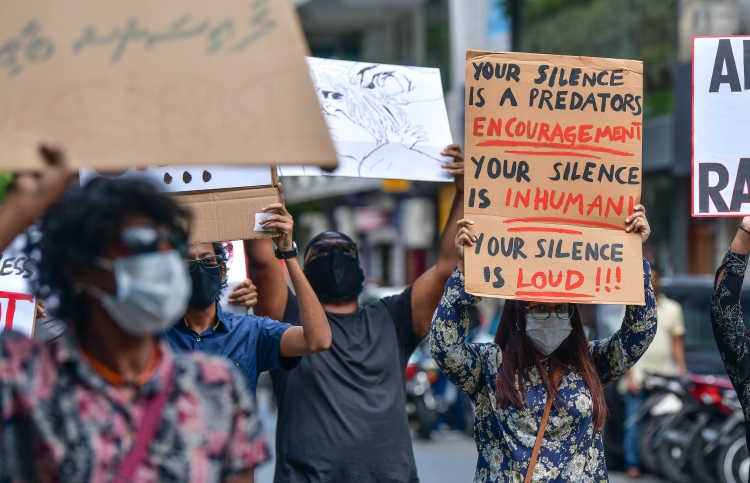 ކުއްޖަކާ ބެހުނު މީހެއްގެ އިސްތިއުނާފް އަނބުރާ ނަގައިފި