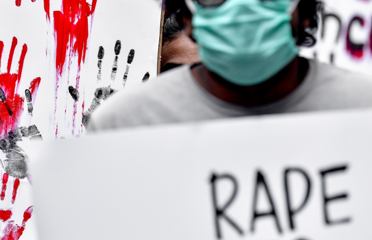 ޖިންސީގޯނާގެ 17 އަހަރުގެ ޖަލު ހުކުމުން ސަލާމަތްވެއްޖެ