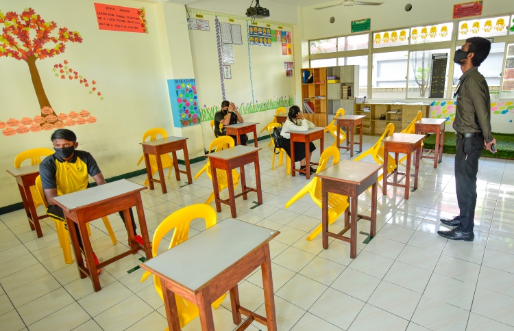 އެޗްޕީއޭއިން ފުރަތަމަ އެދުނީ ހުރިހާ ގްރޭޑެއް ހުއްޓާލަން