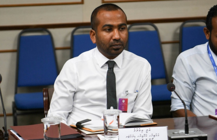 އިކްރާމަށް ކުރާ ތުހުމަތު ބެލުން ކުންފުނީގެ ކޮމިޓީއަށް