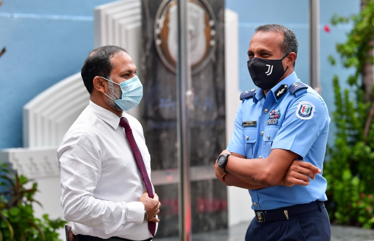 މަސްތުވާތަކެތި ސަޕްލައި މަދުވަނީ ސިޔާސީ ހިމާޔަތްނުދޭތީ