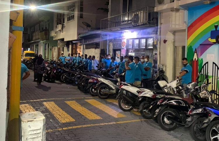 މުޒާހަރާކުރި ކަމަށް ބުނެ ދޮގުހެދުމުން މައްސަލަ ޕޮލިހަށް