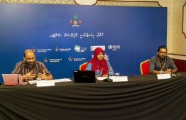 Dr Muaz Moosa, Dr Nazla Rafeeq and Dr Ibrahim Afzal addressing the media during Monday's press conference. PHOTO: MIHAARU