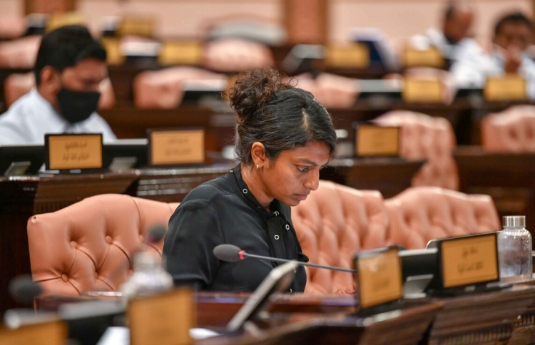 "އޭސީސީ އަށް ބަލަން އެނގެނީ ކުދިކުދި މައްސަލަތައް"