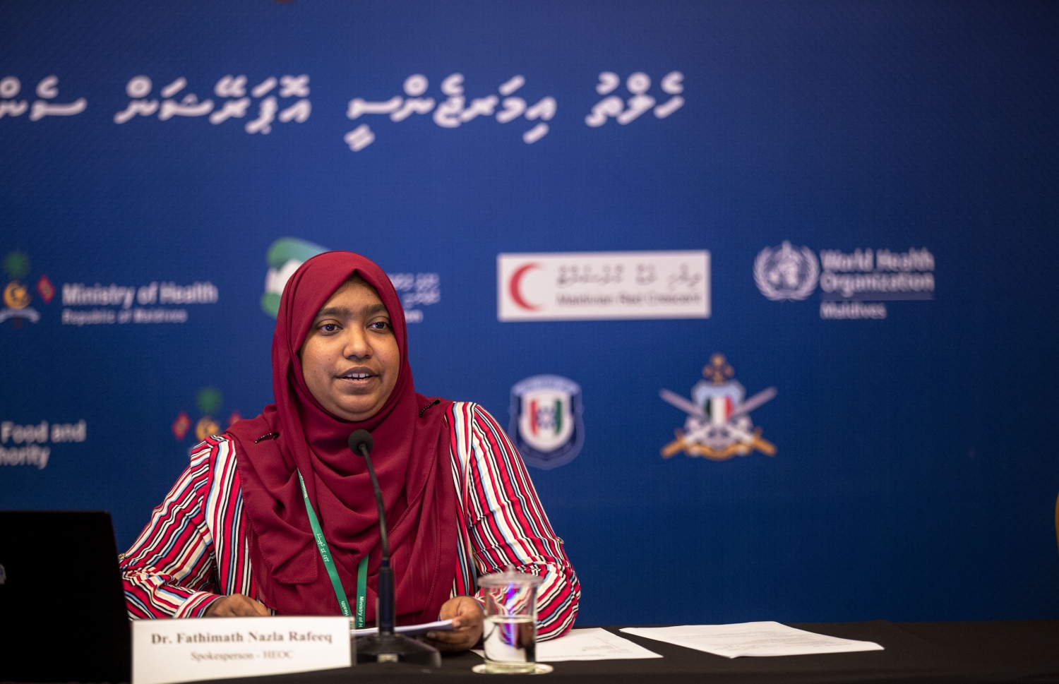 އެޗްއީއޯސީގެ ތަރުޖަމާން ޑރ. ނަޒްލާ މީޑިއާ ބްރީފިން އެއްގައި ވާހަކަ ދައްކަވަނީ.