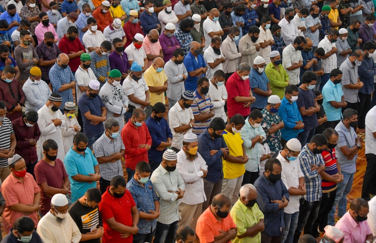 އިމާމުން ތަމްރީނުކުރަން ބުރޫނާއީ އަށް ފޮނުވަނީ