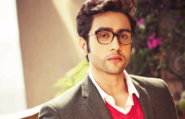 އަދިޔަޔަން.