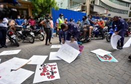 A photo taken during the JaagaEhNeh protest on Sunday. PHOTO: AHMED AWSHAN ILYAS/MIHAARU